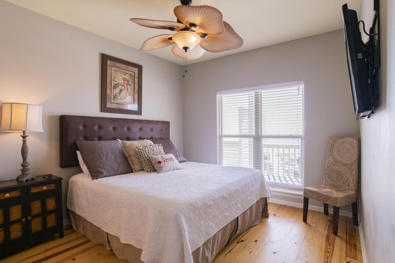 Waterside Both Sides Of Heavenly Sunrise Heavenly Sunset Combined10 Bedrooms Orange Beach Exterior photo